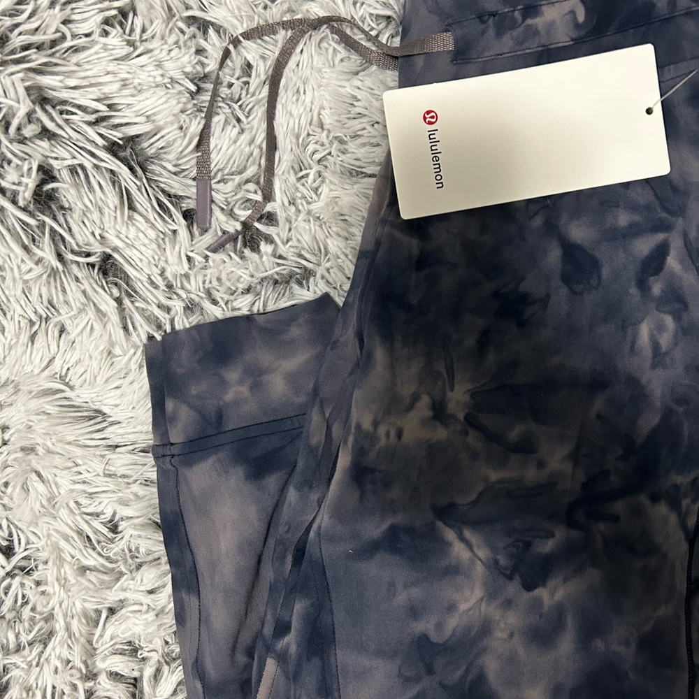 Brand new lulu pants